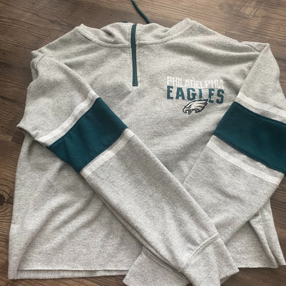 Philadelphia Eagles Crop Sweatshirt